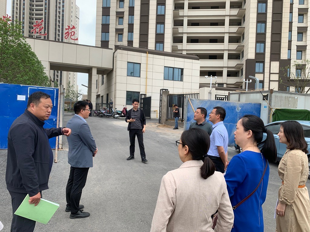 市发改委对我区棚改建设项目现场调研